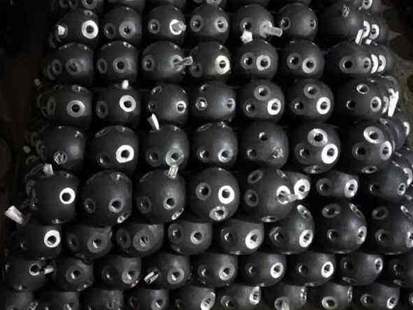 螺栓球的材料选择和生产方式受哪些因素影响